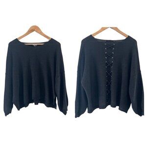 Sioni V-neck Black Sweater Top Size Small Lightweight Back Braided 3/4 Sleeves